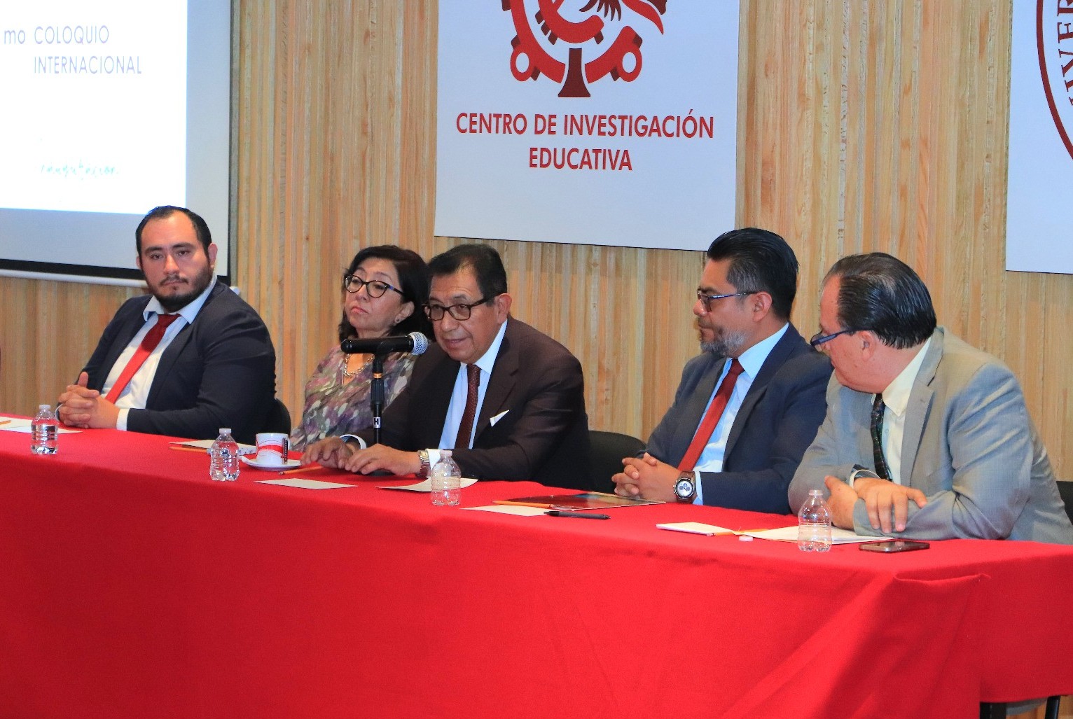 Rector de la UATx reconoce contribución de Desarrollo Humano para fortalecer la educación especial, la gerontología y el estudio de familias